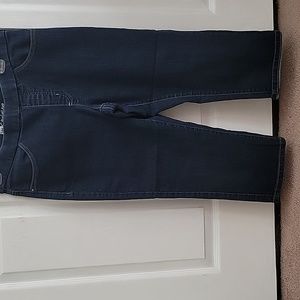 Lee style up capri jeans.  FINAL MARKDOWN